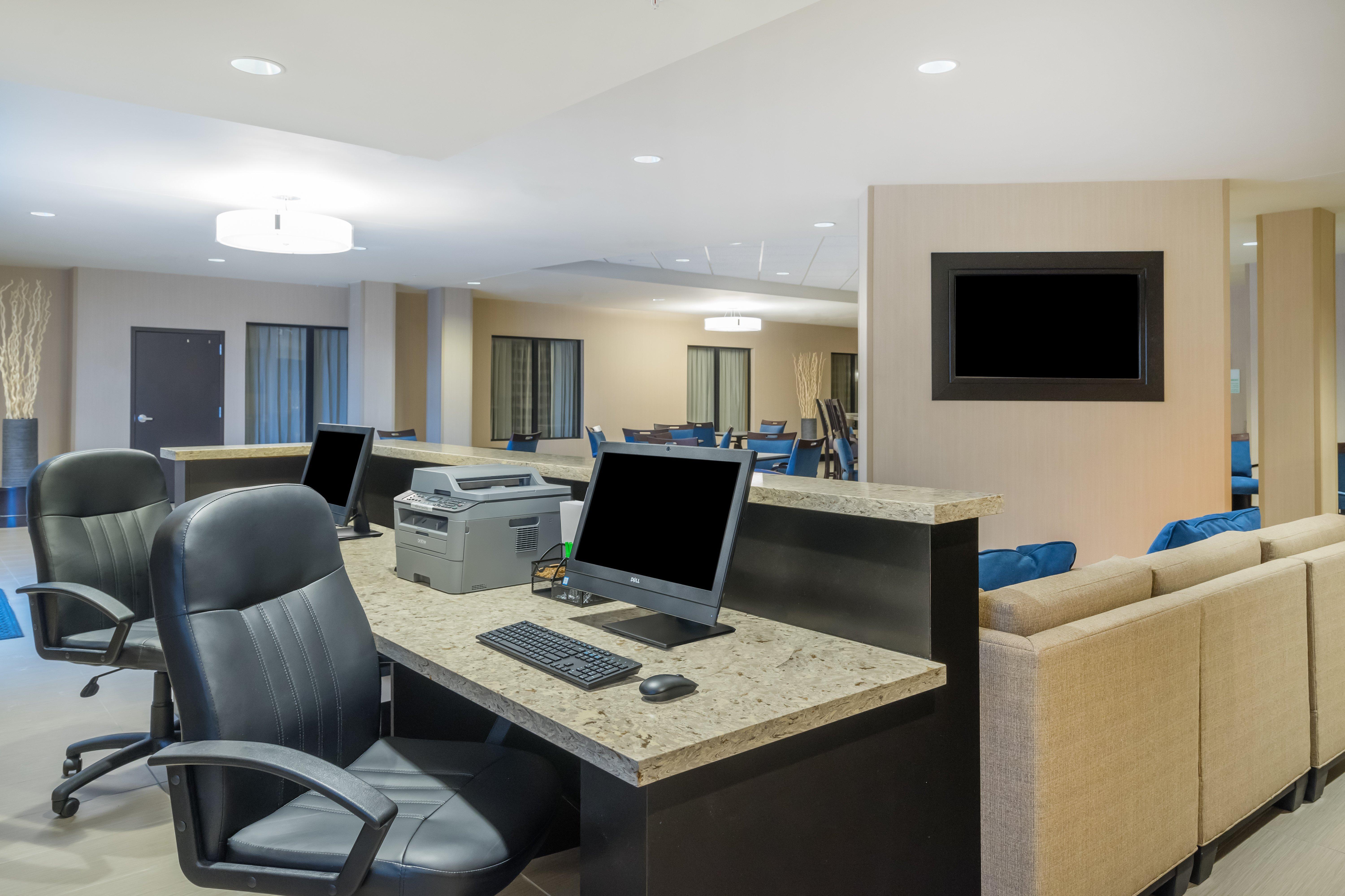 Holiday Inn - Terre Haute By Ihg Exterior foto