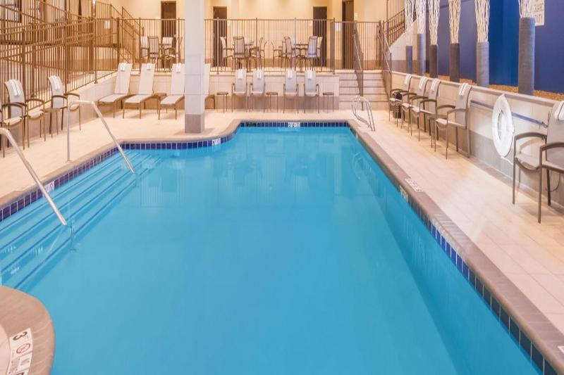 Holiday Inn - Terre Haute By Ihg Exterior foto