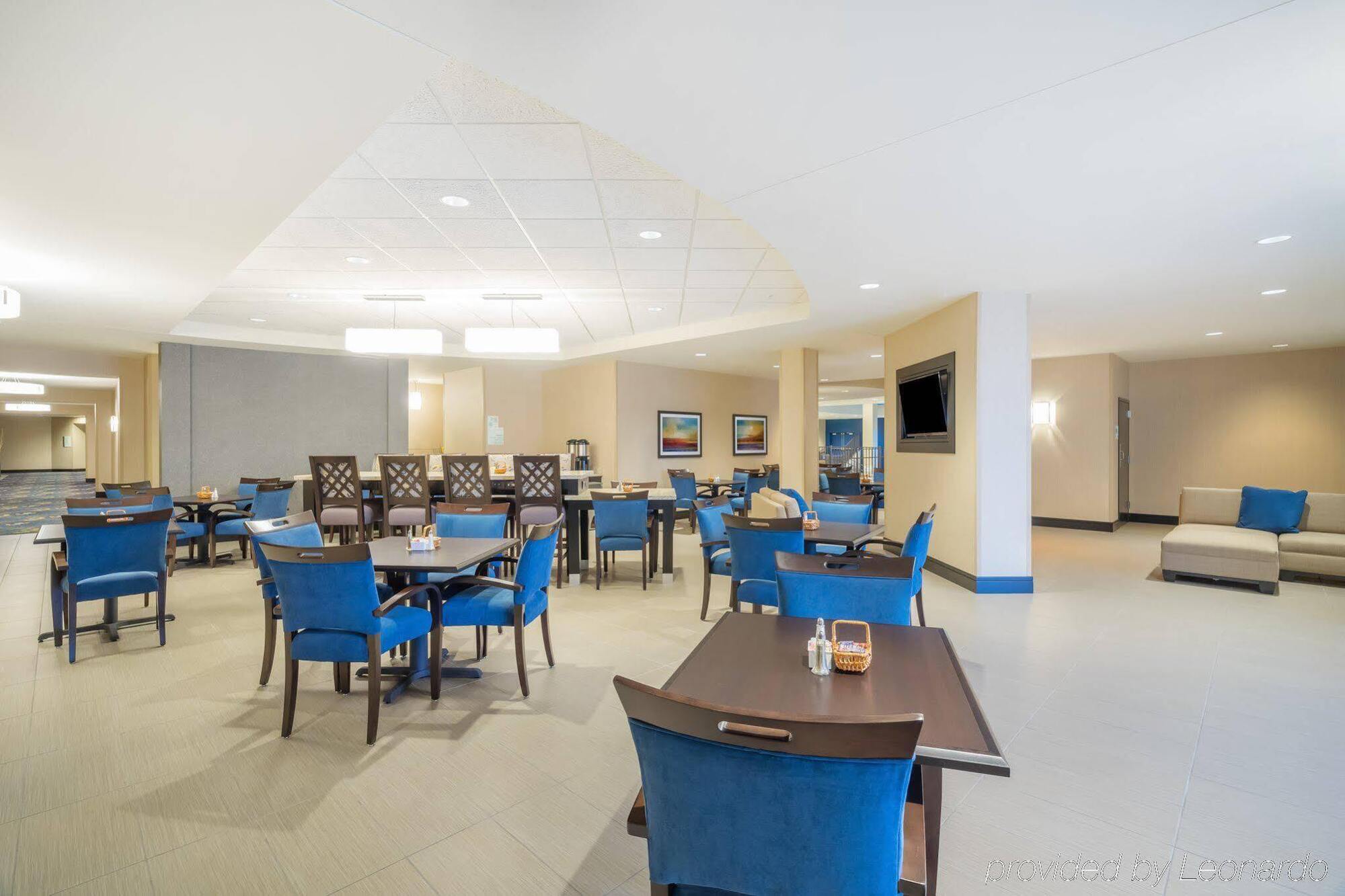 Holiday Inn - Terre Haute By Ihg Exterior foto
